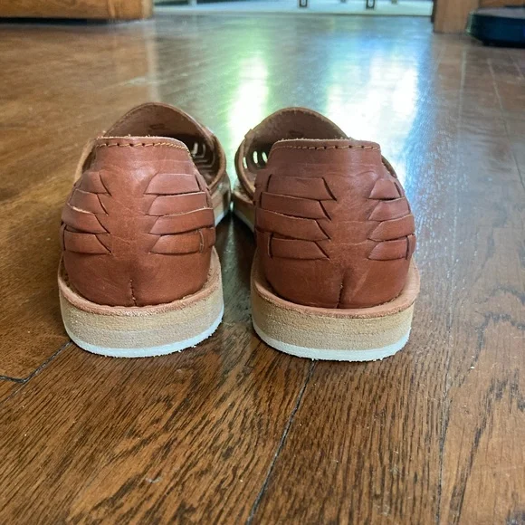 Bottomless Tan Leather Huarache Sandals - Picture 4 of 7